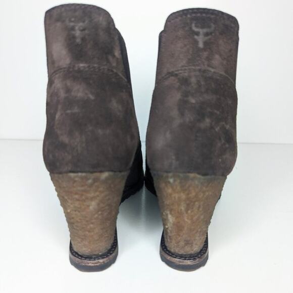 Trask brown suede wedge heel Chelsea boots size 7 - Picture 5 of 9